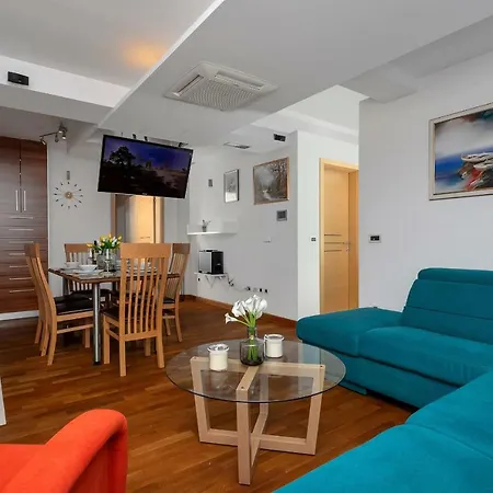 Luxury Stella Apartament *