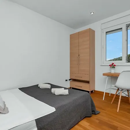 Luxury Stella Apartament Makarska